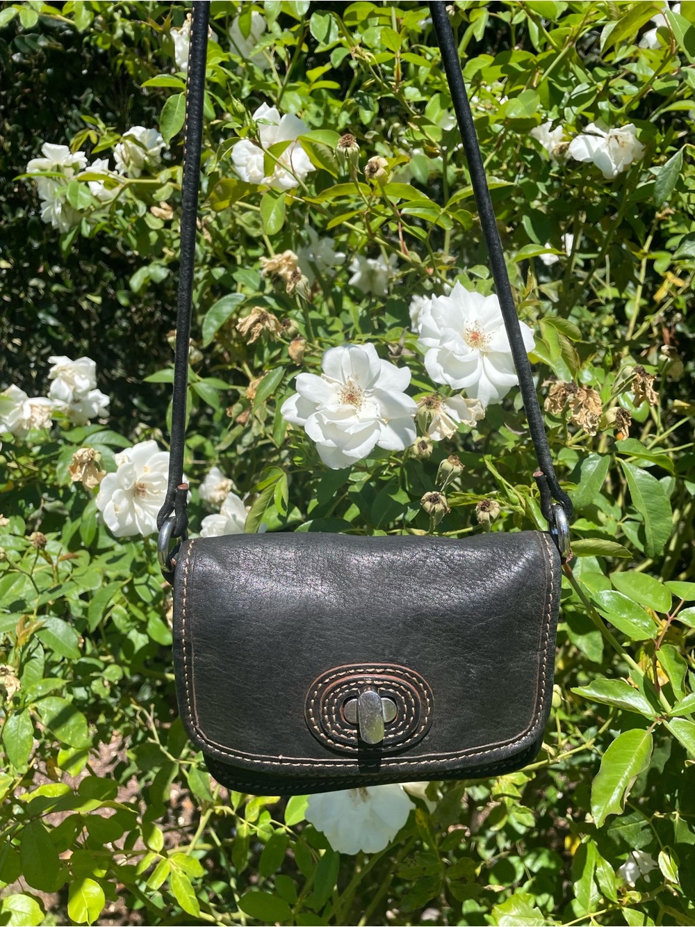 Vintage Fossil Espresso Genuine Leather Turn Lock Crossbody Bag Contrast Stitch